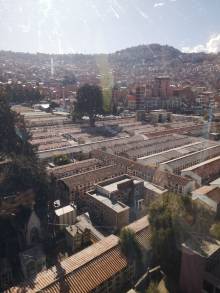 Cimetière en HLM